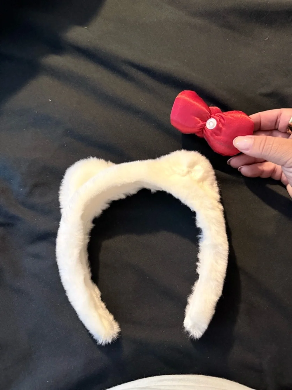 Hello kitty universal studios Headband - Picture 2 of 5